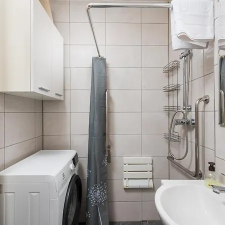 Wola Mila Standard Apartment Varsavia Esterno foto