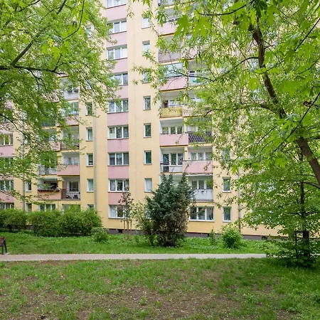 Wola Mila Standard Apartment Varsavia Esterno foto