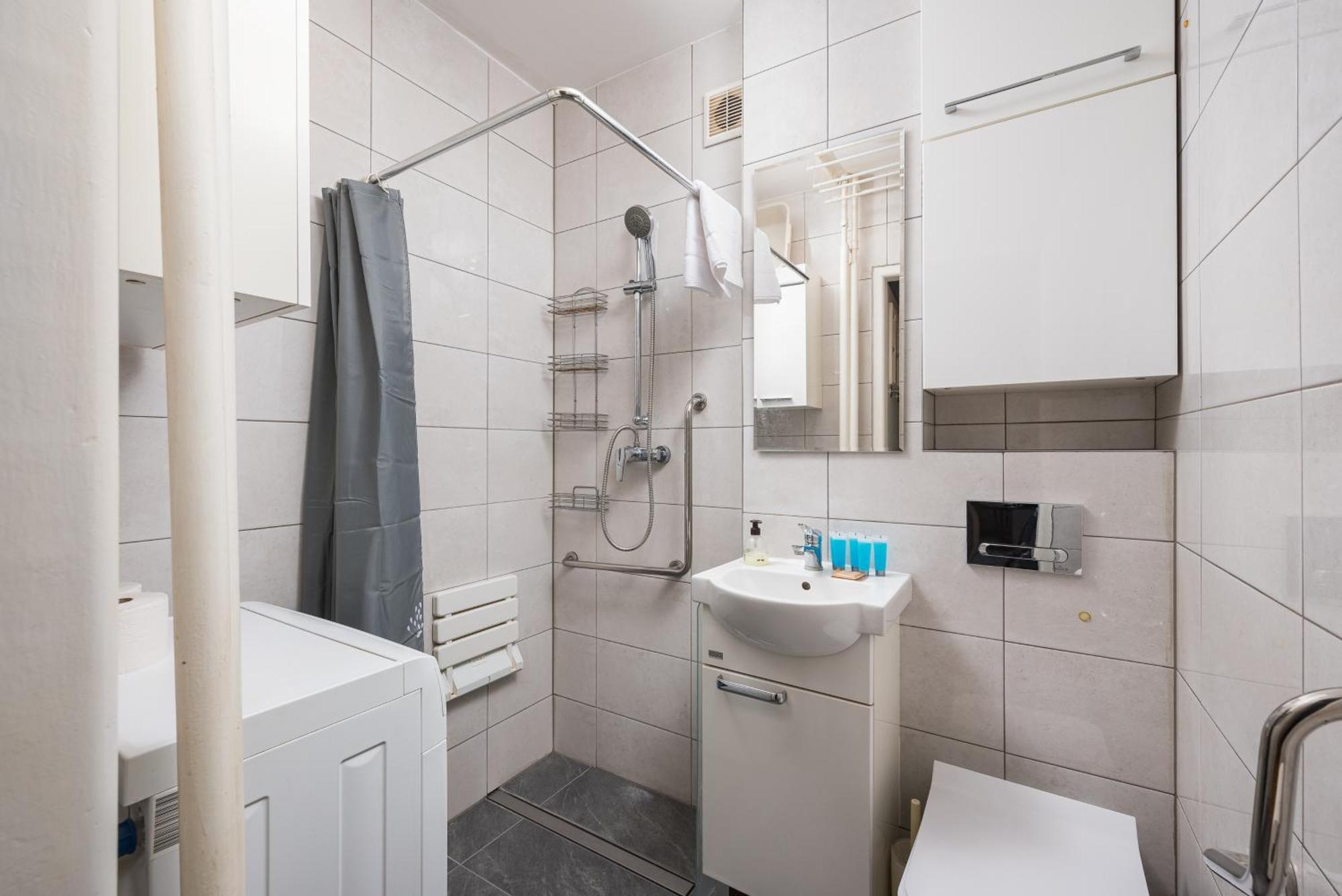 Apartment Wola Mila Standard Warsaw